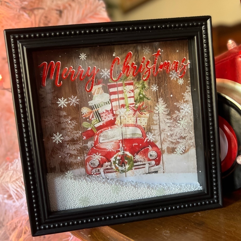 Red Truck Christmas Moving
Snow Picture